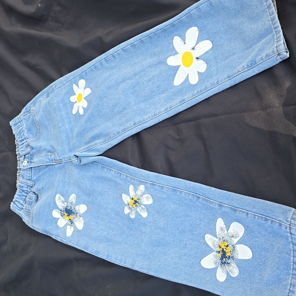 SHEIN Blue Kids Jeans with Floral Print